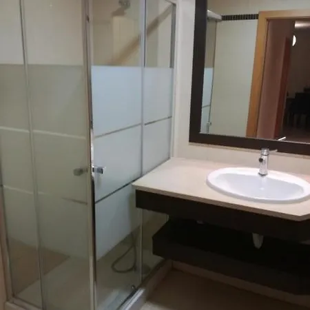 T2 Alto Quintao 公寓 *